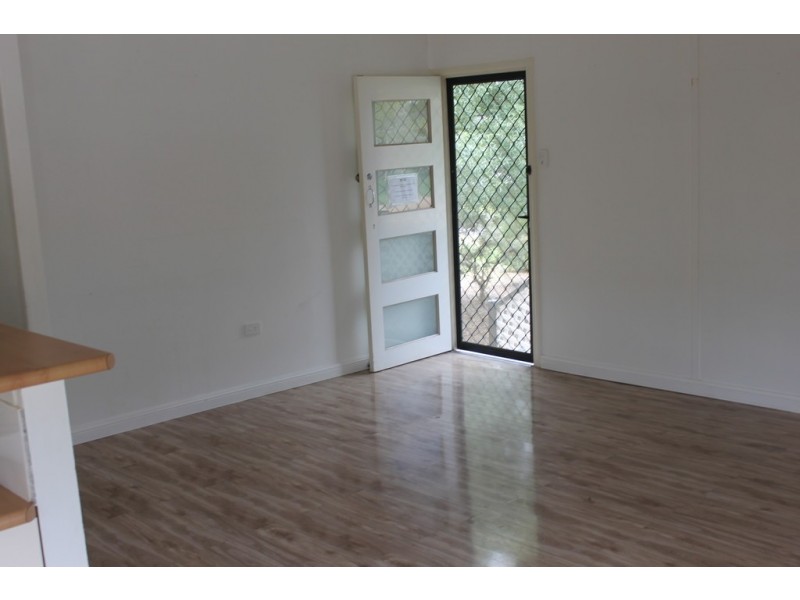 8 Nearhos Street, Dalby QLD 4405