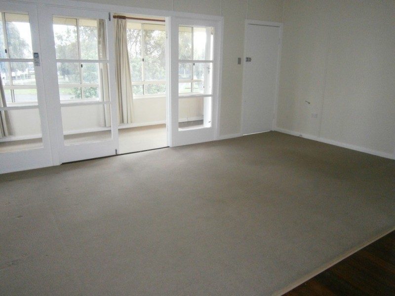 70 Palmer Street, Dalby QLD 4405