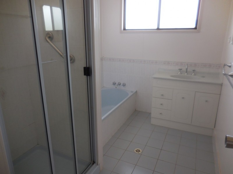 2 Agnes Street, Dalby QLD 4405