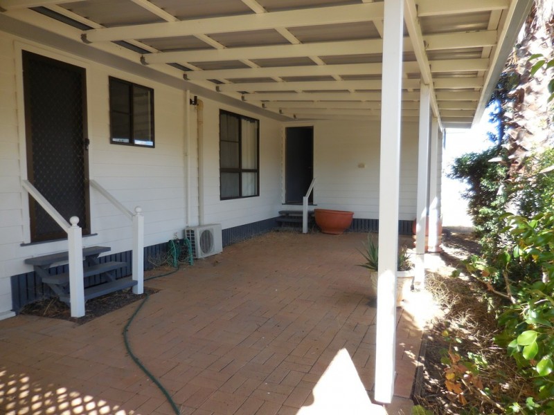 2 Agnes Street, Dalby QLD 4405