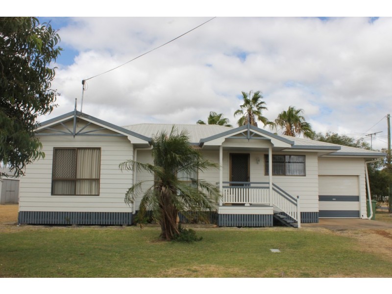 2 Agnes Street, Dalby QLD 4405