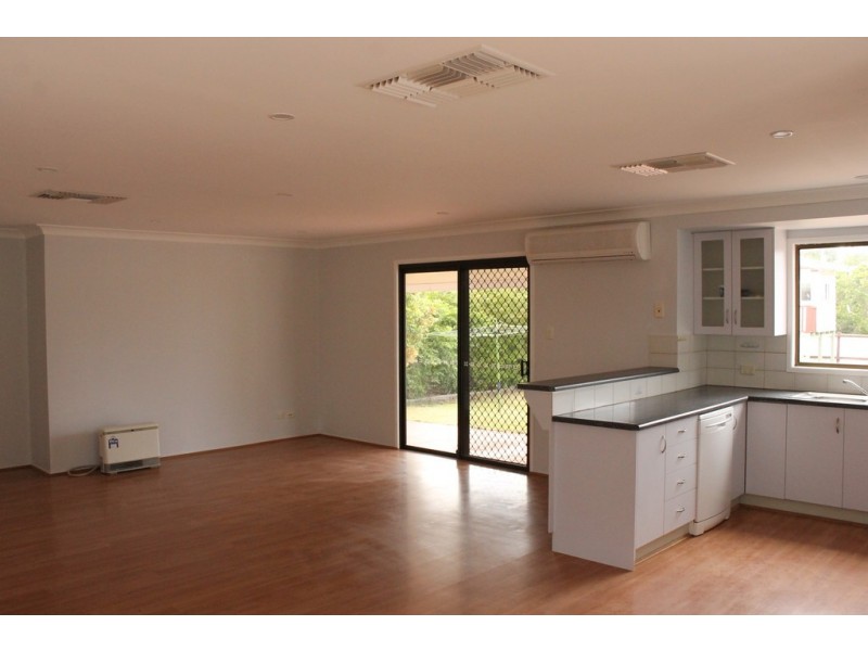 1 College Crescent, Dalby QLD 4405