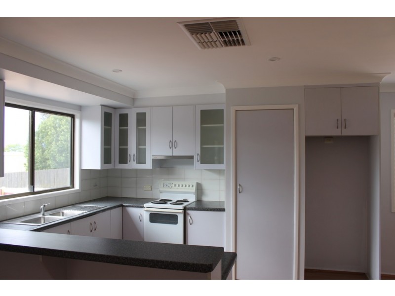 1 College Crescent, Dalby QLD 4405