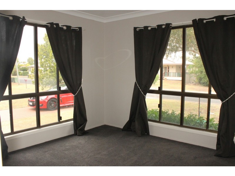 1 College Crescent, Dalby QLD 4405