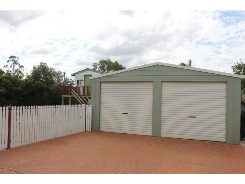 1 College Crescent, Dalby QLD 4405