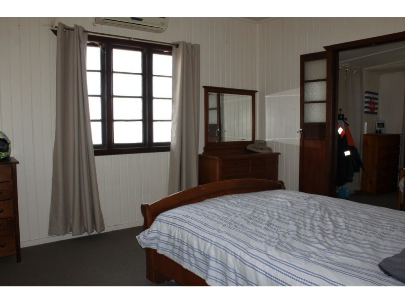 2 Higginbotham Street, Dalby QLD 4405