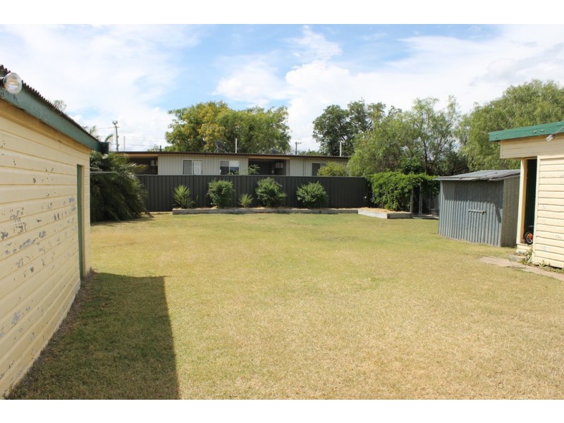 2 Higginbotham Street, Dalby QLD 4405