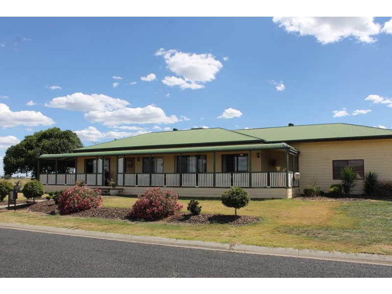 6 Agnes Street, Dalby QLD 4405