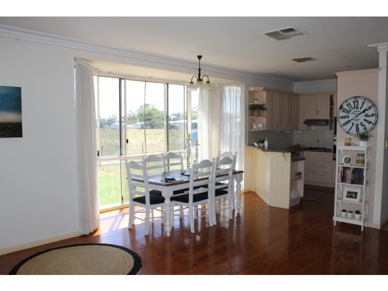 6 Agnes Street, Dalby QLD 4405