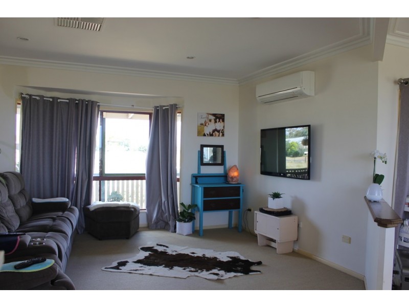 6 Agnes Street, Dalby QLD 4405