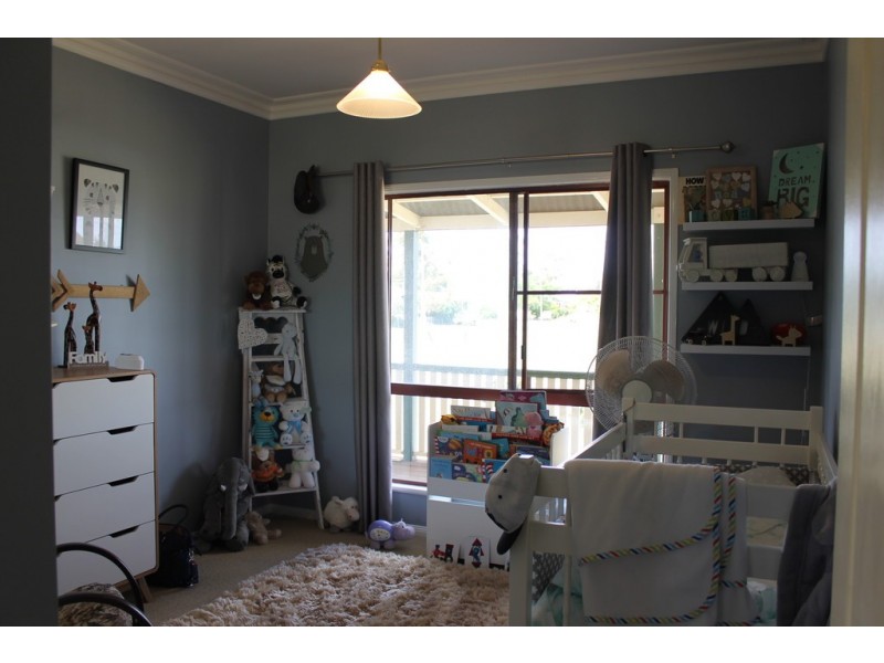 6 Agnes Street, Dalby QLD 4405