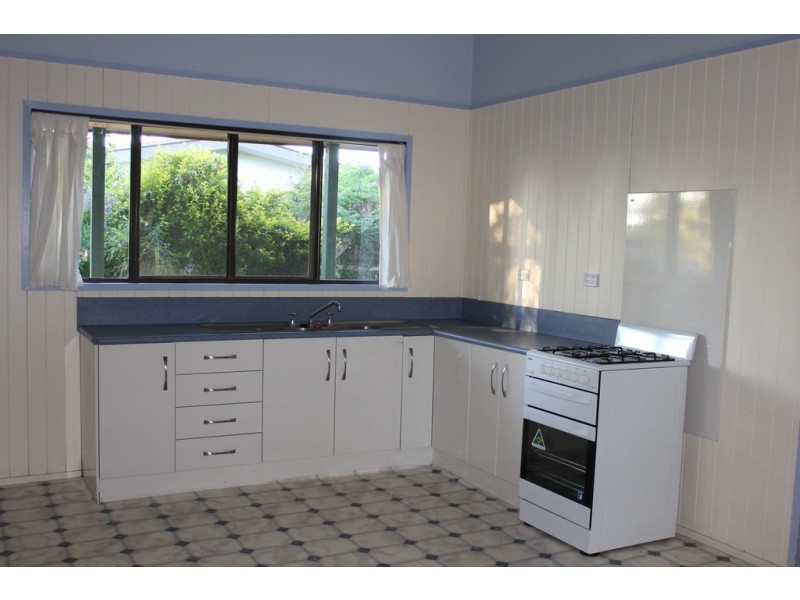 116 Edward Street, Dalby QLD 4405