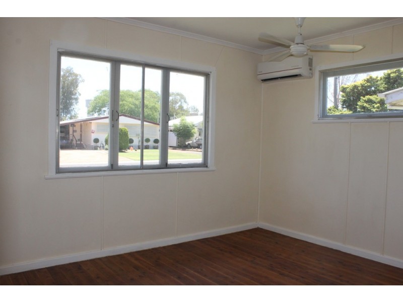 18 Ayrton Street, Dalby QLD 4405