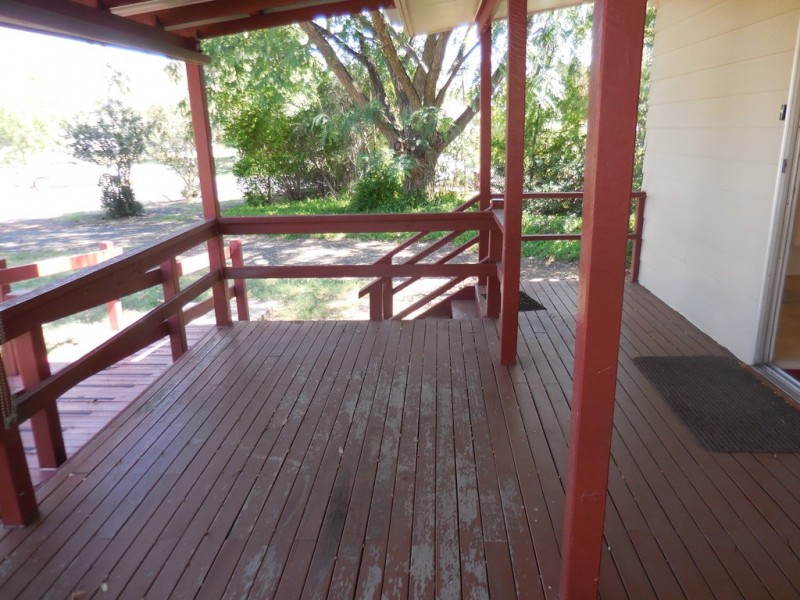 12 Russell Street, Dalby QLD 4405