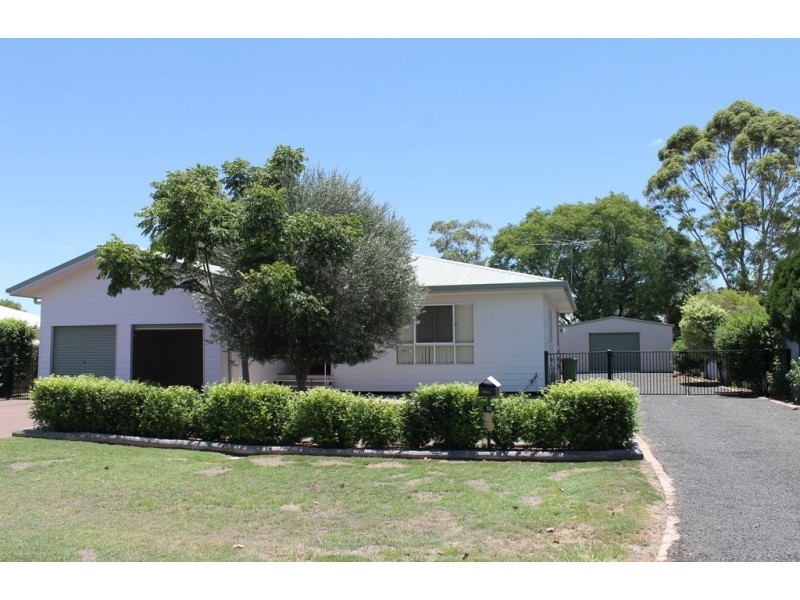 13 Delma Court, Dalby QLD 4405