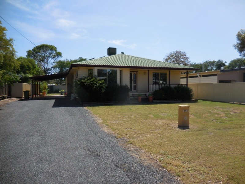 3 Ayrton Street, Dalby QLD 4405