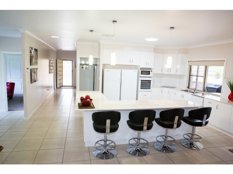 29 Kurrajong Drive, Dalby QLD 4405