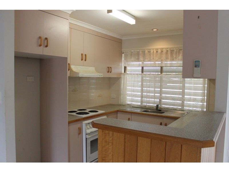2/116c Condamine Street, Dalby QLD 4405