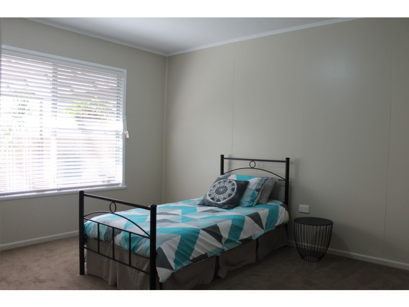 98 Wood Street, Dalby QLD 4405