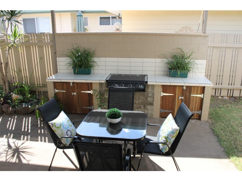 98 Wood Street, Dalby QLD 4405