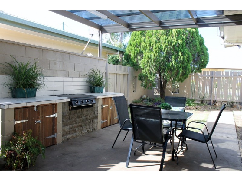 98 Wood Street, Dalby QLD 4405