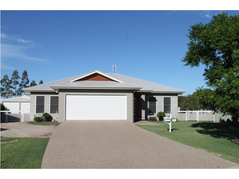 17 Jacaranda Court, Dalby QLD 4405