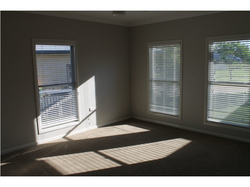 17 Jacaranda Court, Dalby QLD 4405