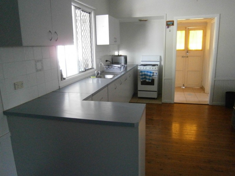 86 Edward Street, Dalby QLD 4405