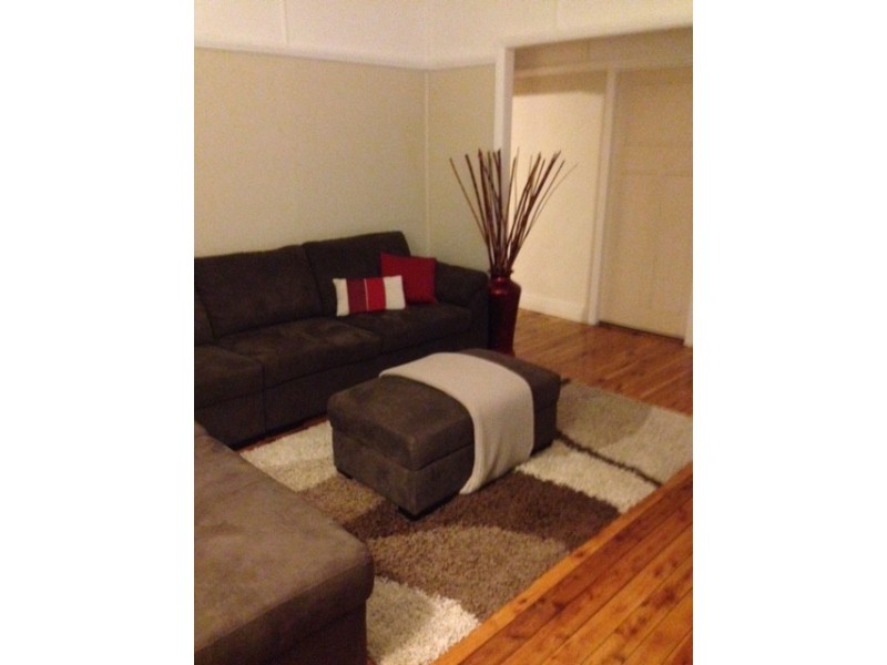 33 Myall Street, Dalby QLD 4405