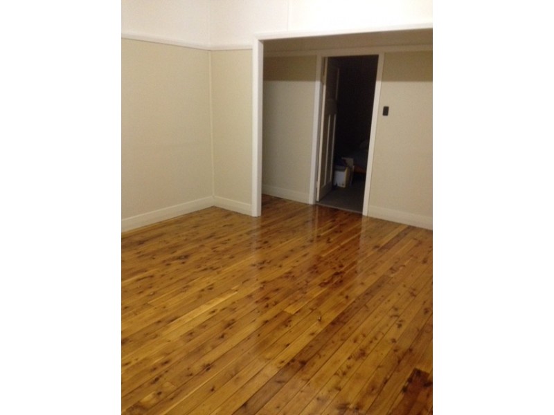 33 Myall Street, Dalby QLD 4405