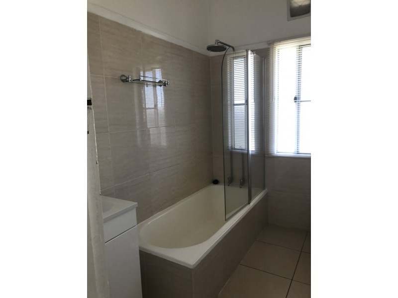 33 Myall Street, Dalby QLD 4405