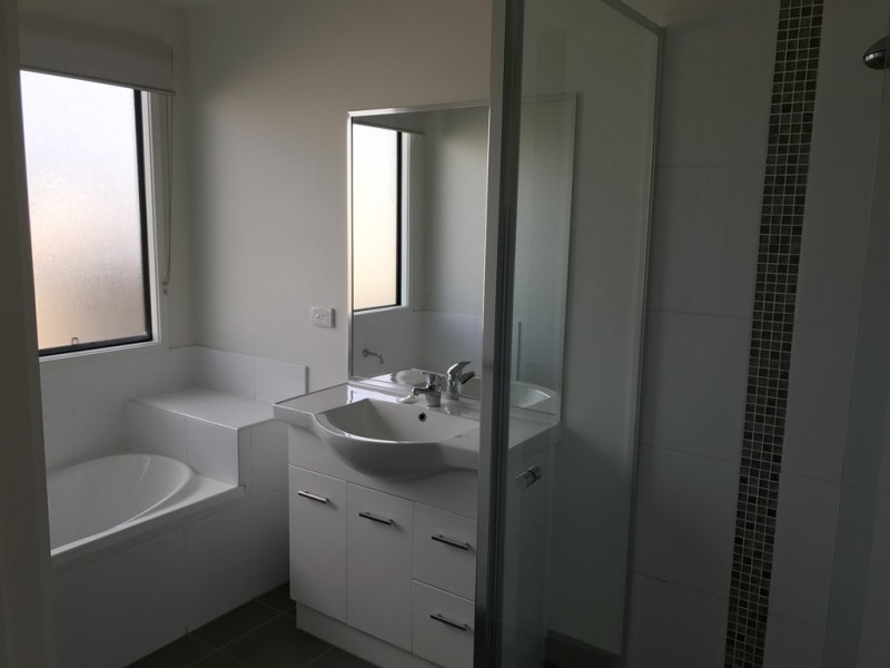 22 Barry Place, Dalby QLD 4405