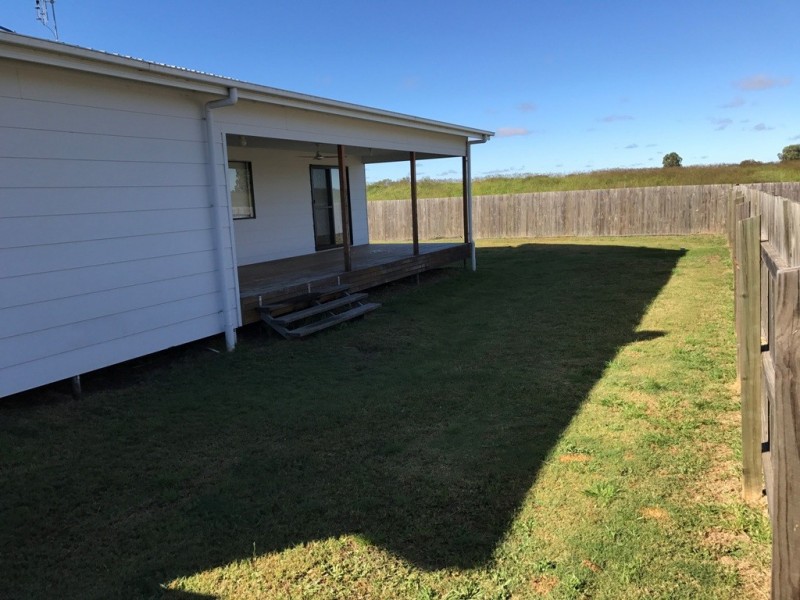 22 Barry Place, Dalby QLD 4405