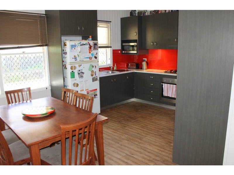 30 Myall Street, Dalby QLD 4405