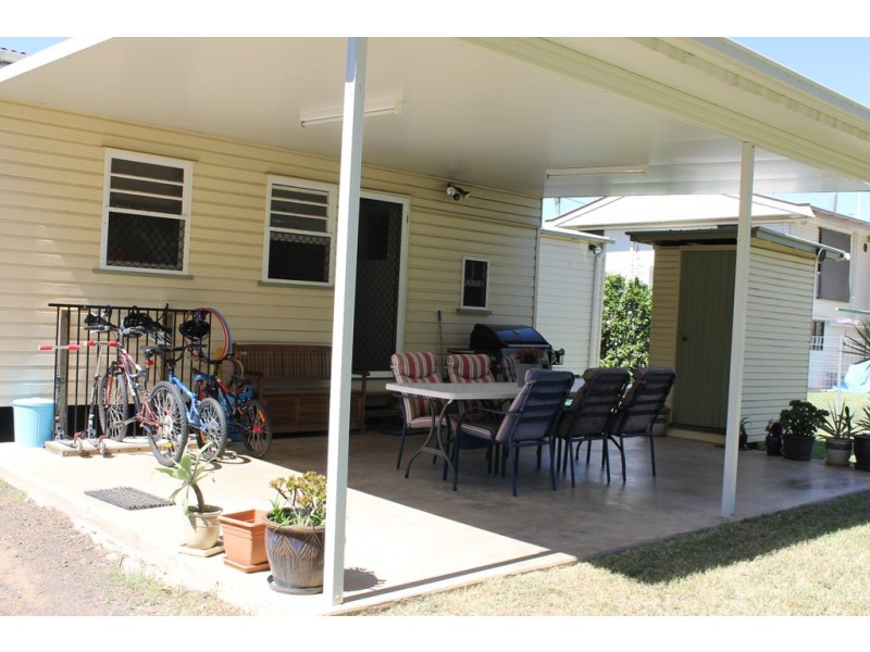 30 Myall Street, Dalby QLD 4405