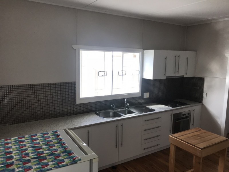 85 Edward Street, Dalby QLD 4405