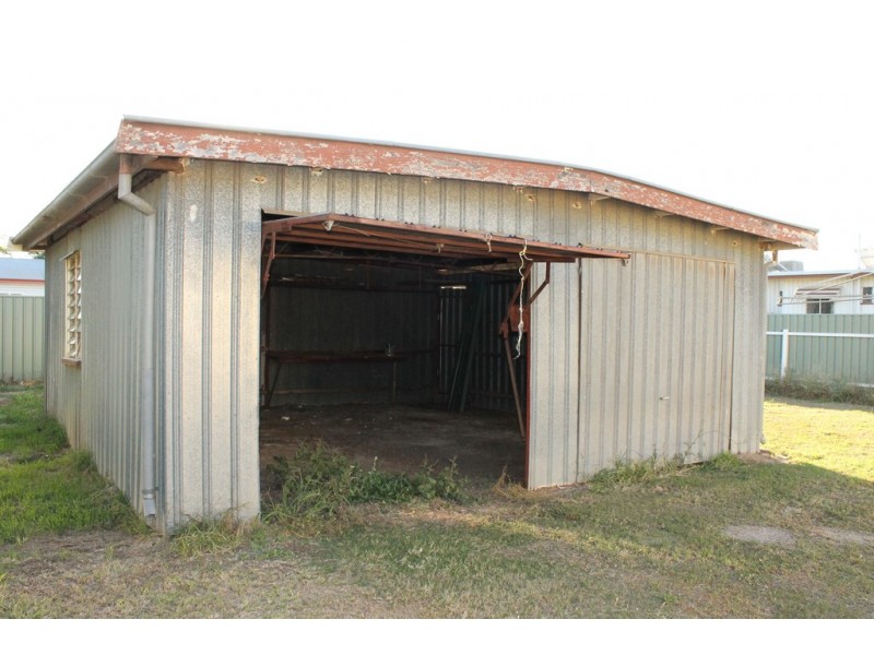 11 Eagle Street, Dalby QLD 4405