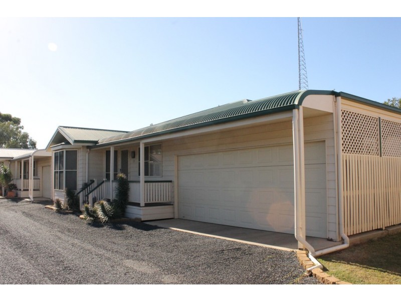 2/51 Edward Street, Dalby QLD 4405
