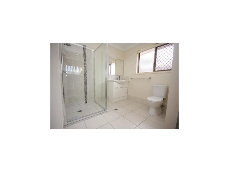 60 Edward Street, Dalby QLD 4405