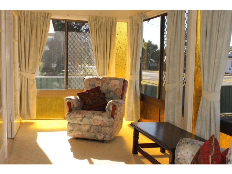 18 Knox Street, Dalby QLD 4405