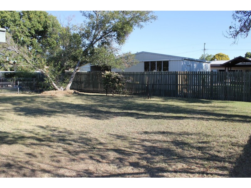 18 Knox Street, Dalby QLD 4405