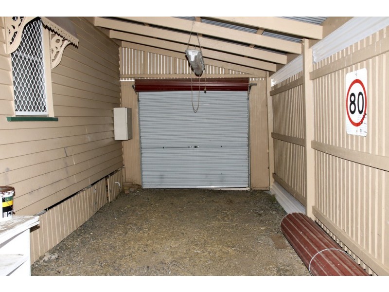102 Hedge Road, Dalby QLD 4405