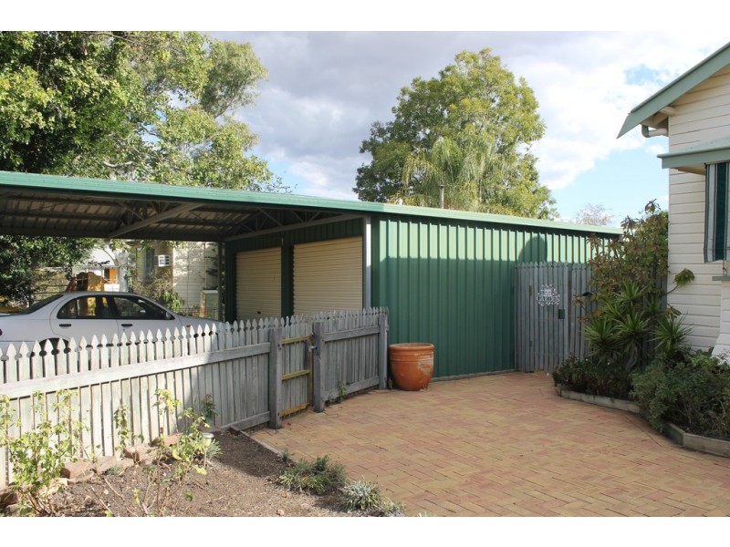 11 Annie Street, Dalby QLD 4405