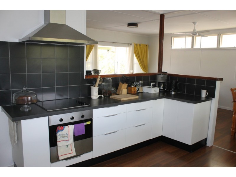 43 Palmer Street, Dalby QLD 4405