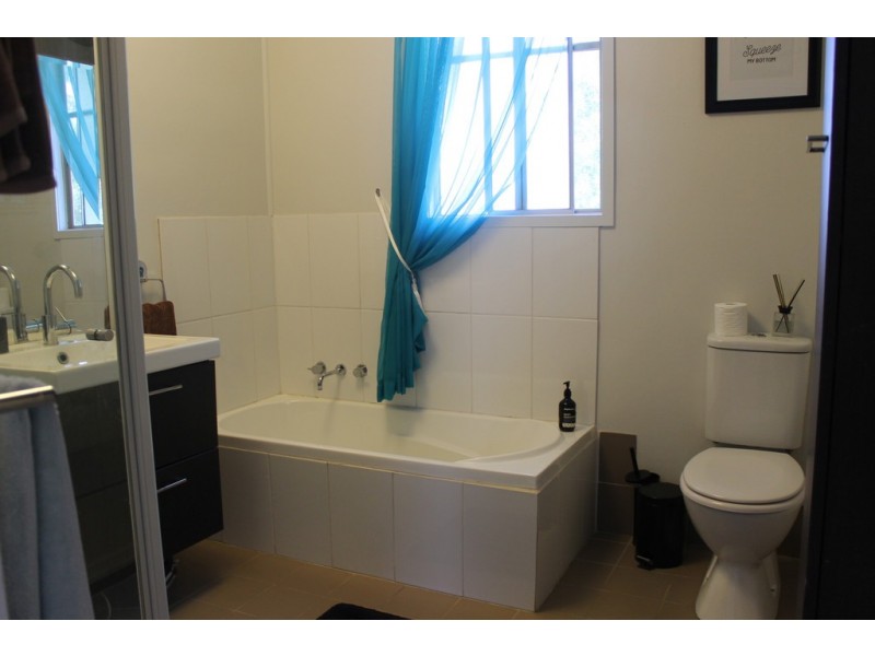 43 Palmer Street, Dalby QLD 4405