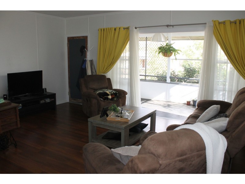 43 Palmer Street, Dalby QLD 4405