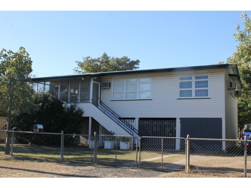 43 Palmer Street, Dalby QLD 4405