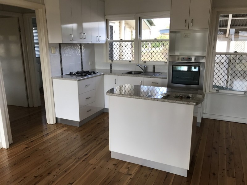 10 Curtis Street, Dalby QLD 4405