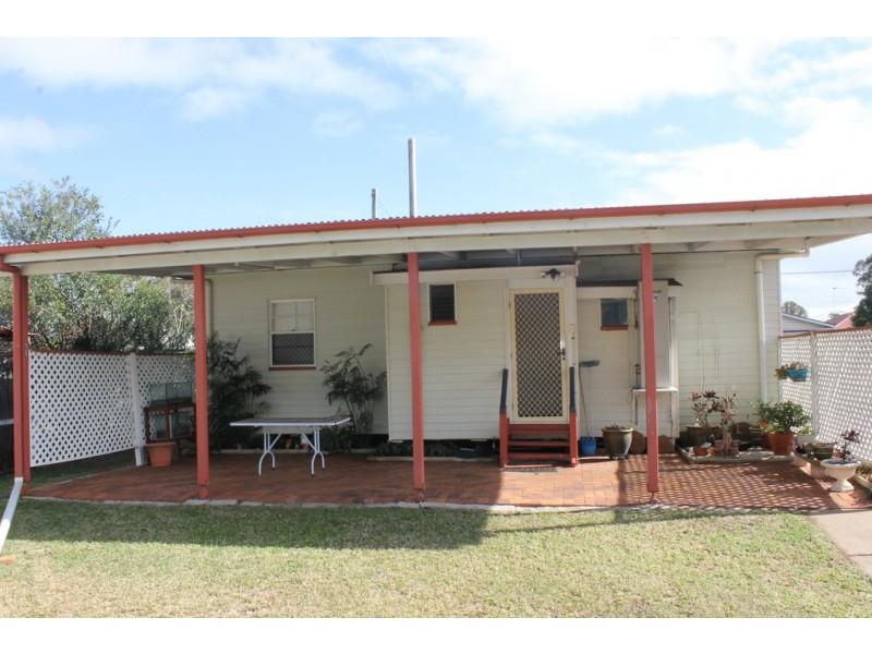 33 Garrow Street, Dalby QLD 4405