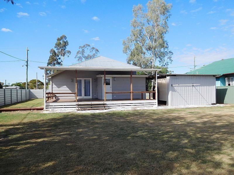 88 Orpen Street, Dalby QLD 4405